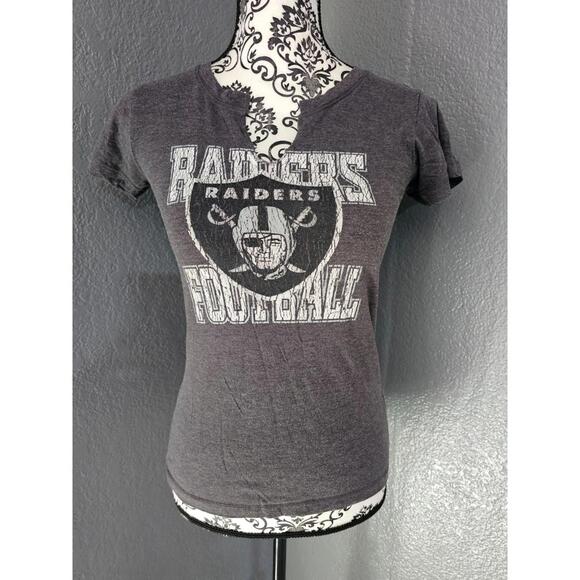 NFL Other - Women's NFL Las Vegas Raiders Blouse Top Short Sleeve Size Small Gray Football
